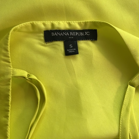 Banana Republic solid strappy cami - Picture 4 of 5